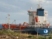 Olie-/chemikaliëntanker te koop