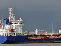 Olie-/chemikaliëntanker te koop