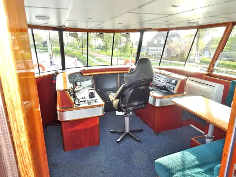 Passagiersschip te koop