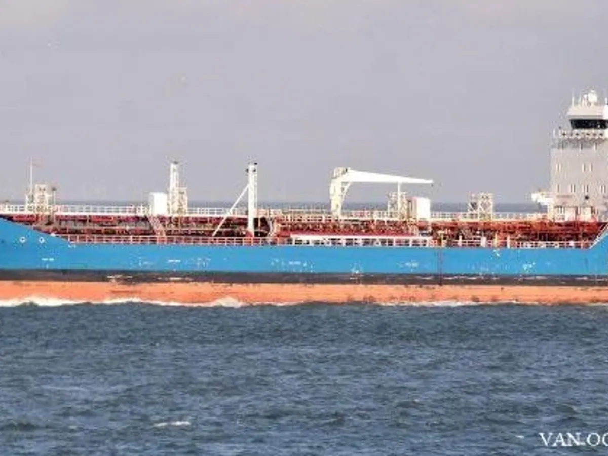 Olie-/chemikaliëntanker te koop