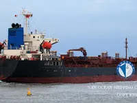 Olie-/chemikaliëntanker te koop