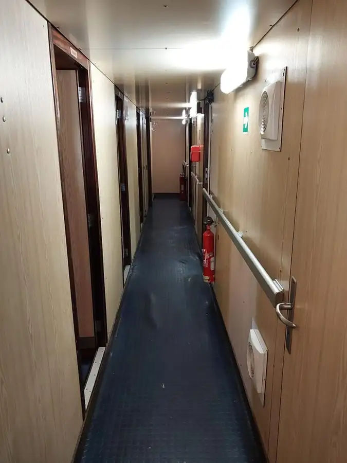 Containerschip te koop