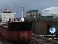 Olie-/chemikaliëntanker te koop