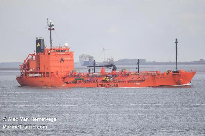 Olie-/chemikaliëntanker te koop