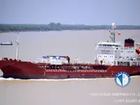Olie-/chemikaliëntanker te koop
