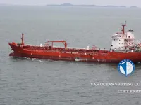Olie-/chemikaliëntanker te koop