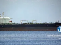 Olie-/chemikaliëntanker te koop
