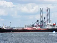 Olie-/chemikaliëntanker te koop