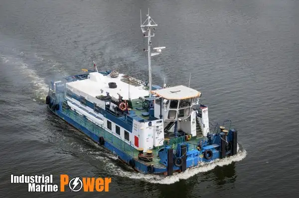 Olie-/chemikaliëntanker te koop