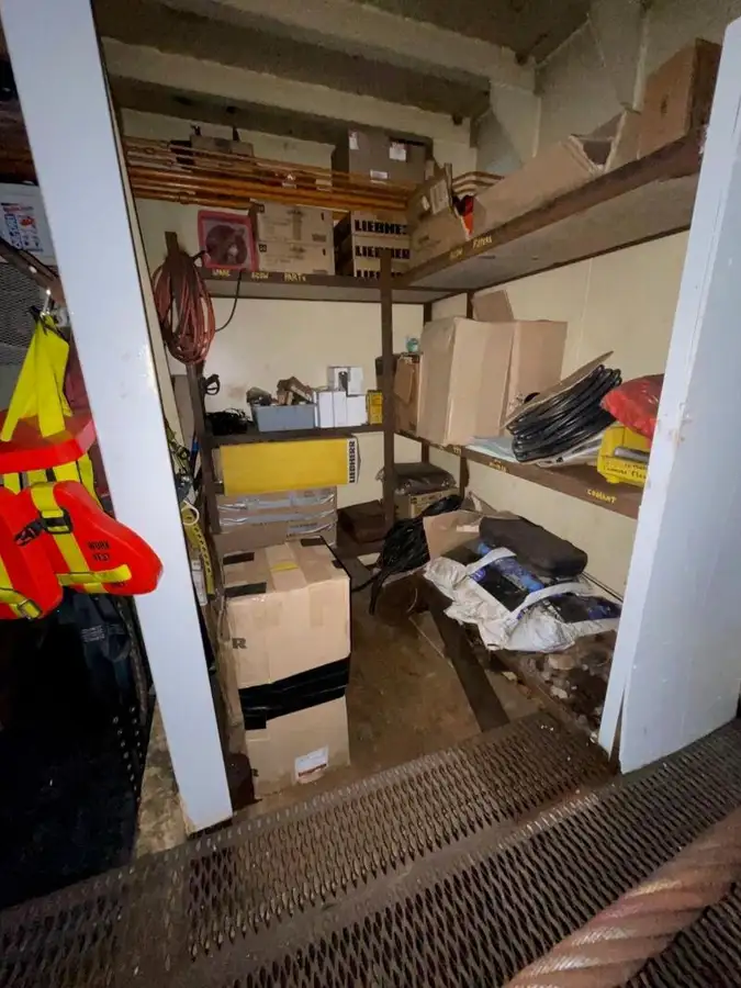 Baggeraarschip te koop