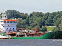 Olie-/chemikaliëntanker te koop