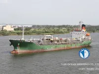 Olie-/chemikaliëntanker te koop