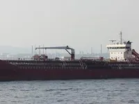 Olie-/chemikaliëntanker te koop