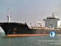 Olie-/chemikaliëntanker te koop