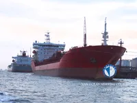Olie-/chemikaliëntanker te koop