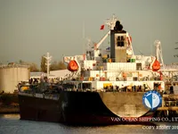 Olie-/chemikaliëntanker te koop