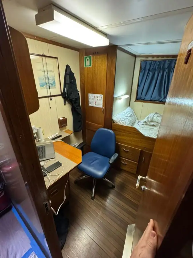 Containerschip te koop