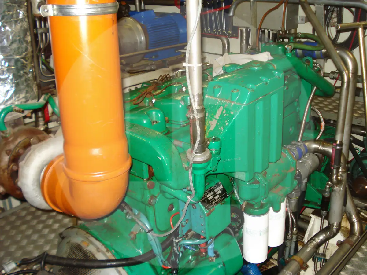 Levend vis transport schip te koop