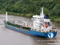 Olie-/chemikaliëntanker te koop