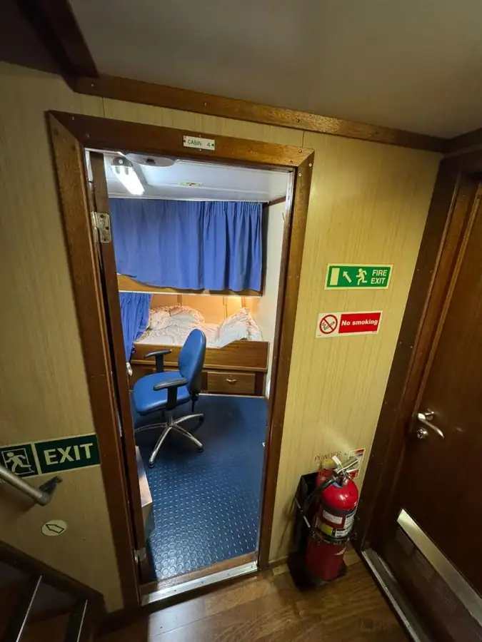 Containerschip te koop