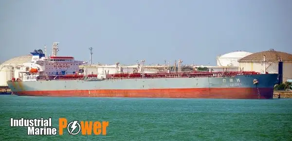 Olie-/chemikaliëntanker te koop