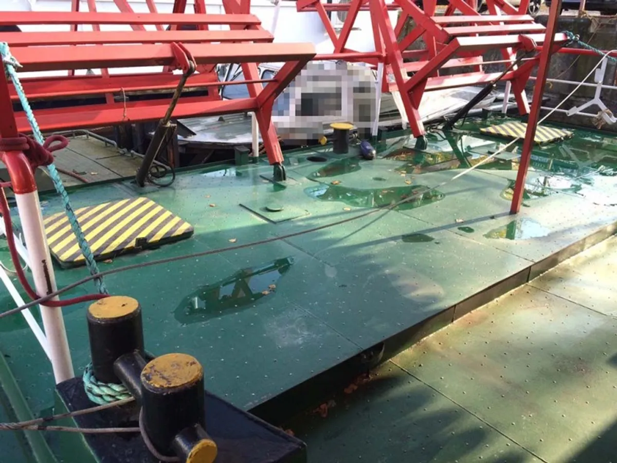 Containerschip te koop