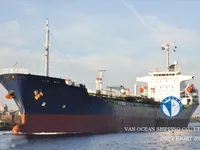 Olie-/chemikaliëntanker te koop