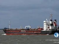 Olie-/chemikaliëntanker te koop