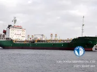 Olie-/chemikaliëntanker te koop