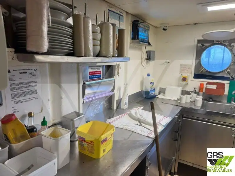 Bevoorradingsschip te koop