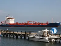 Olie-/chemikaliëntanker te koop