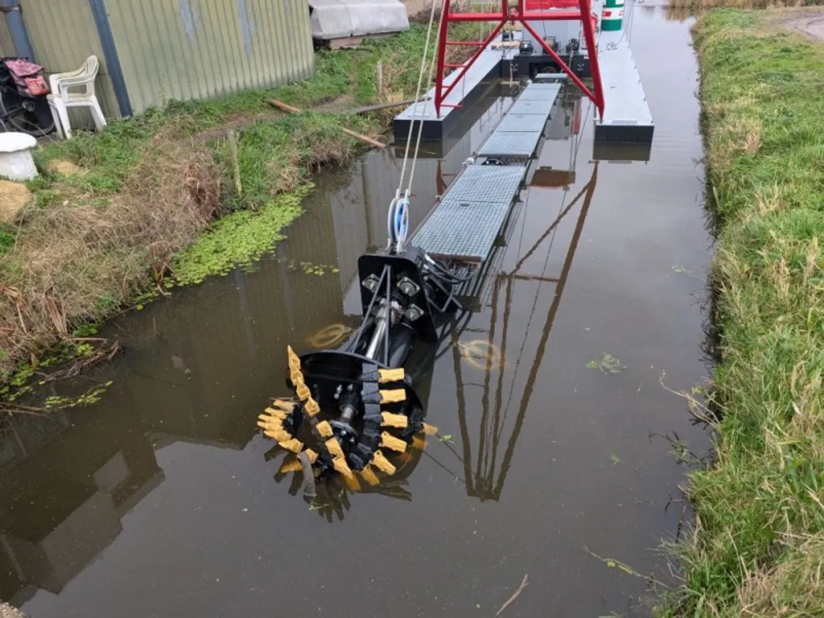 Baggeraarschip te koop