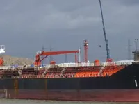 Olie-/chemikaliëntanker te koop