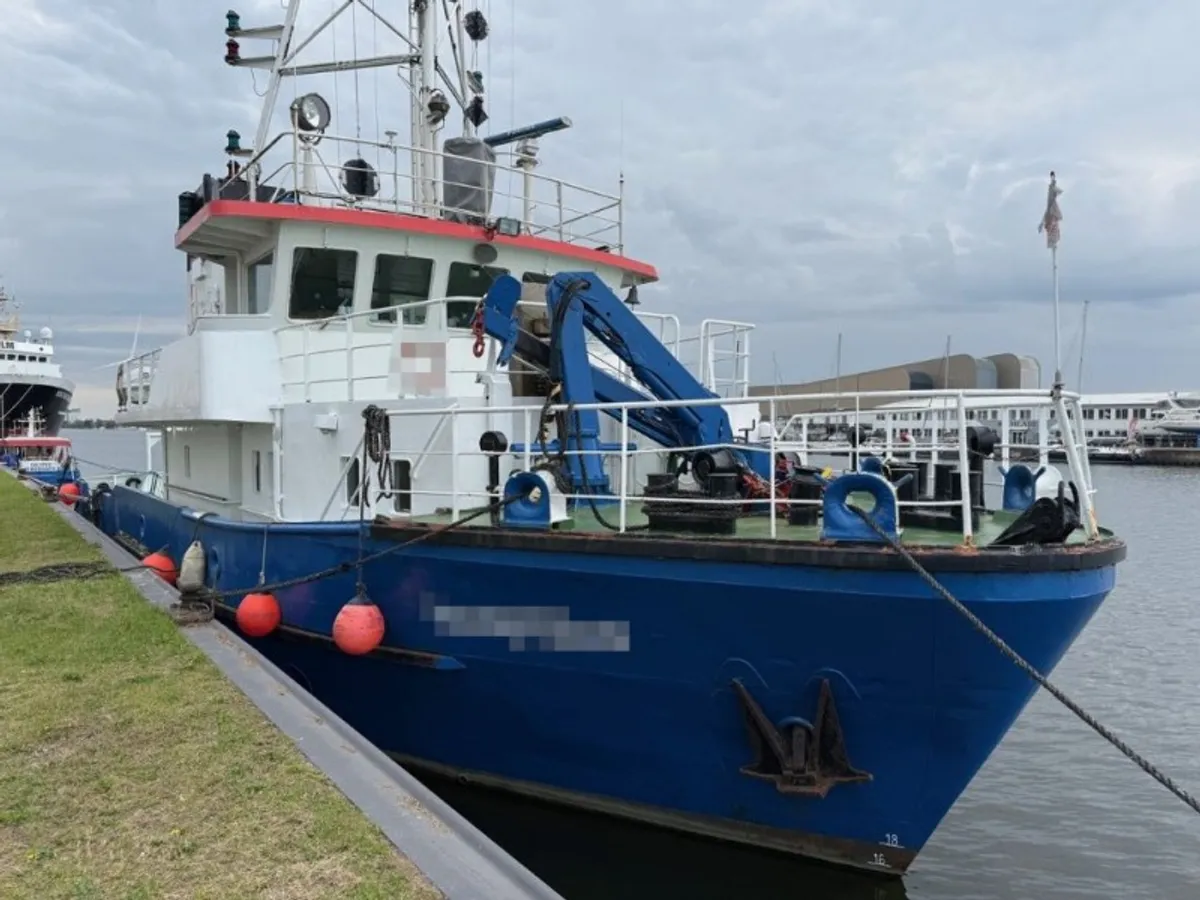 Bevoorradingsschip te koop