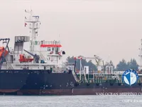 Olie-/chemikaliëntanker te koop