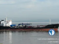 Olie-/chemikaliëntanker te koop