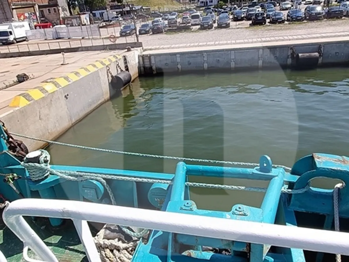 Kraanschip te koop
