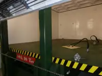 Containerschip te koop