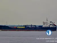 Olie-/chemikaliëntanker te koop
