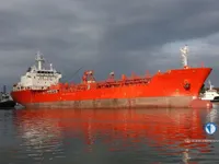 Olie-/chemikaliëntanker te koop