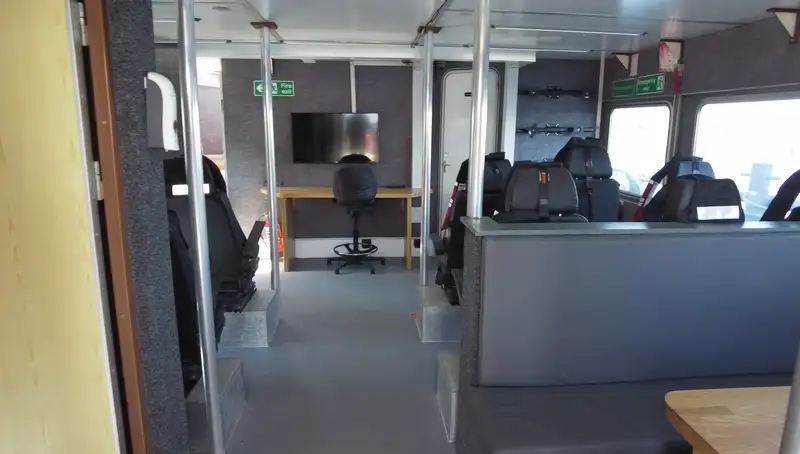 Onderzoeksvaartuig te koop