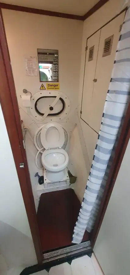 Containerschip te koop
