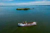 Restaurantschip te koop