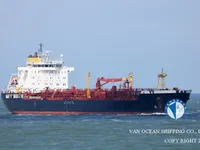 Olie-/chemikaliëntanker te koop