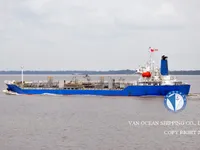 Olie-/chemikaliëntanker te koop