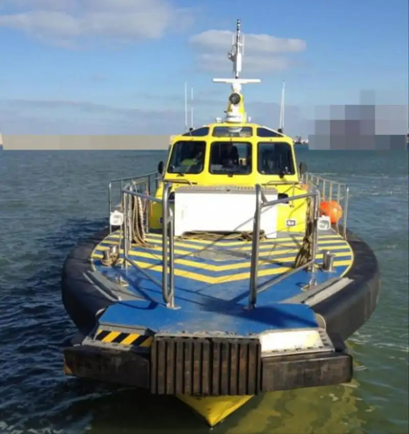 Bemanningsboot Te koop