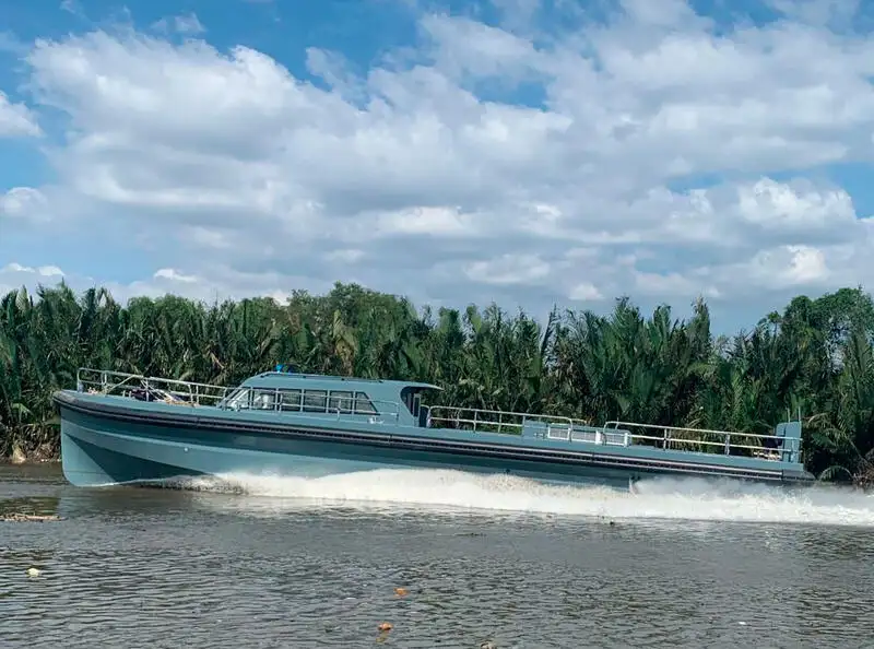 Bemanningsboot Te koop