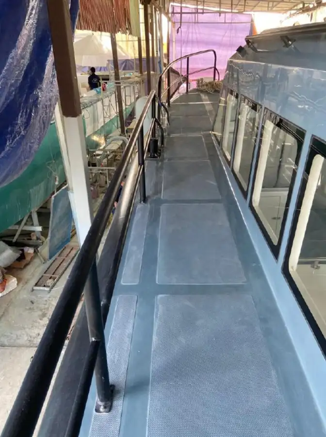 Bemanningsboot Te koop