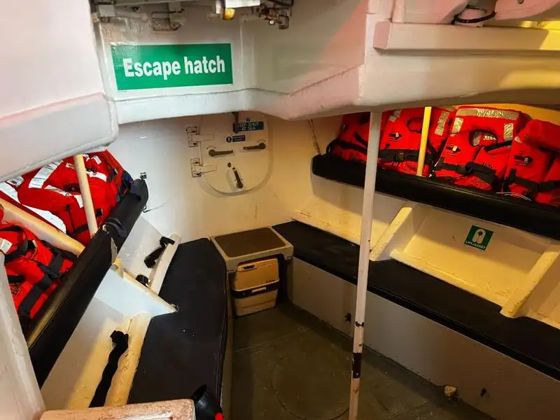 Bemanningsboot Te koop