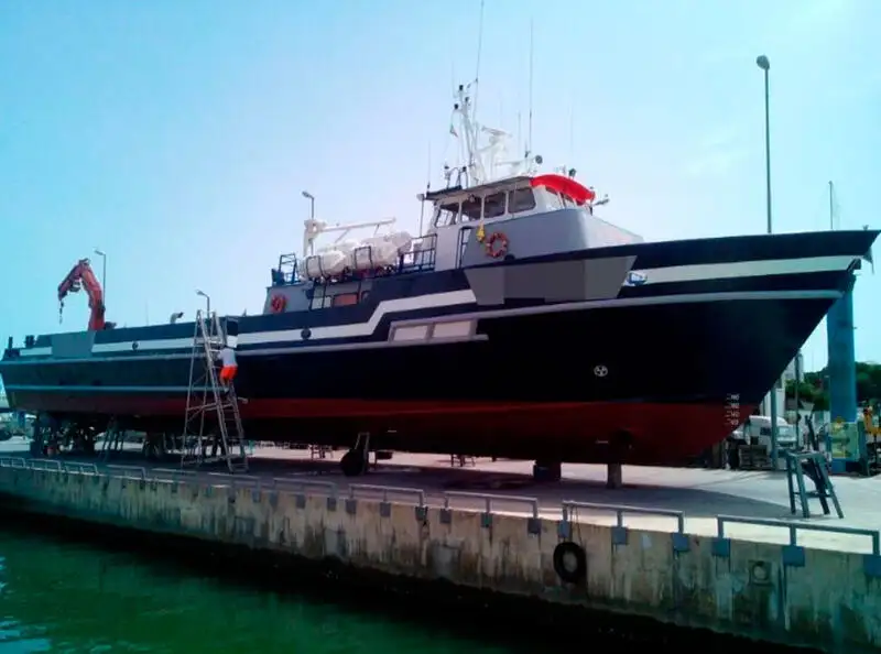 Bemanningsboot Te koop